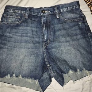 Uniqlo High rise denim shorts